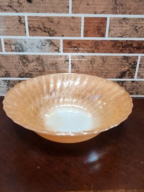 Anchor Hocking Peach Glass Serving Bowl